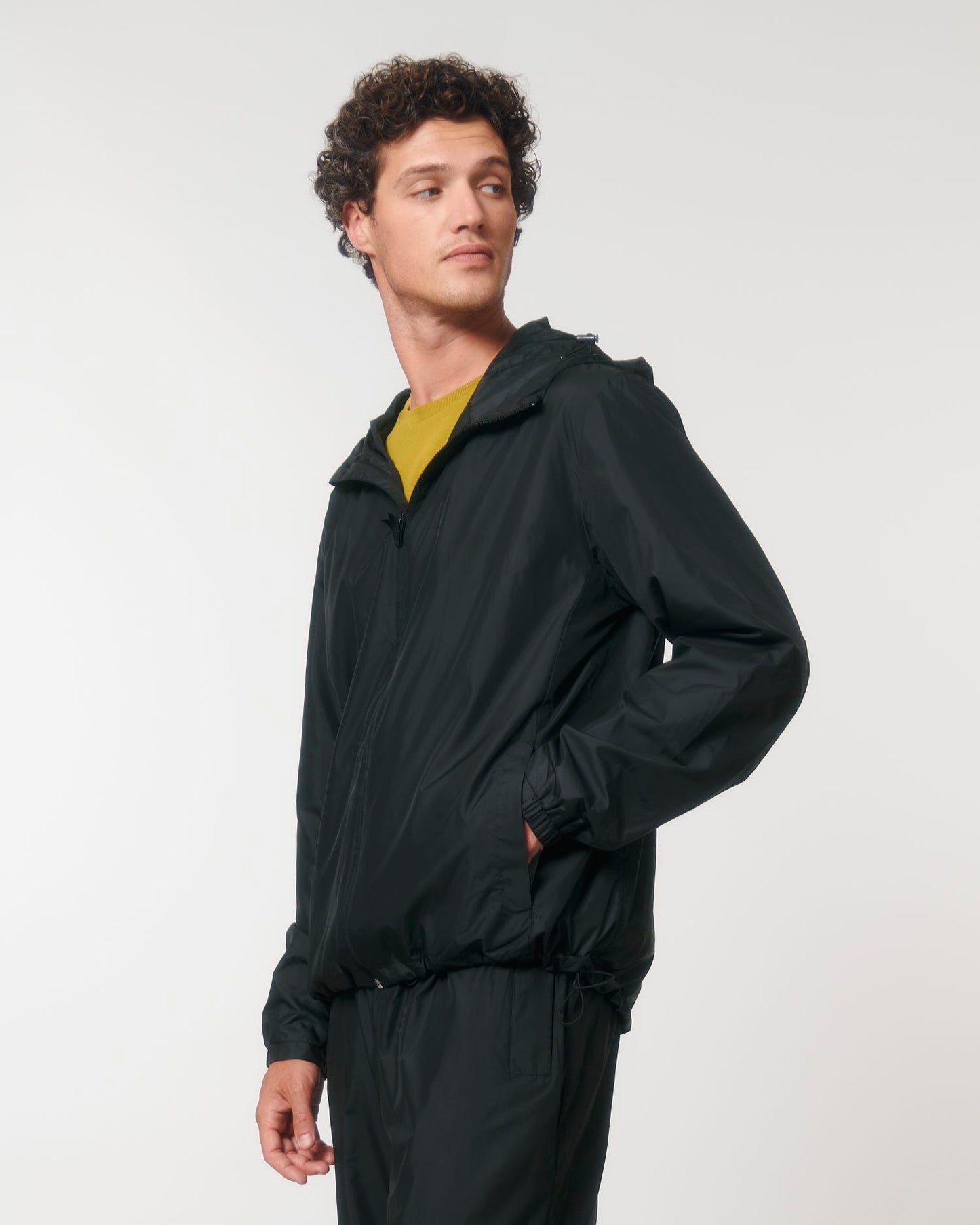 Commuter - STJU846 - Black